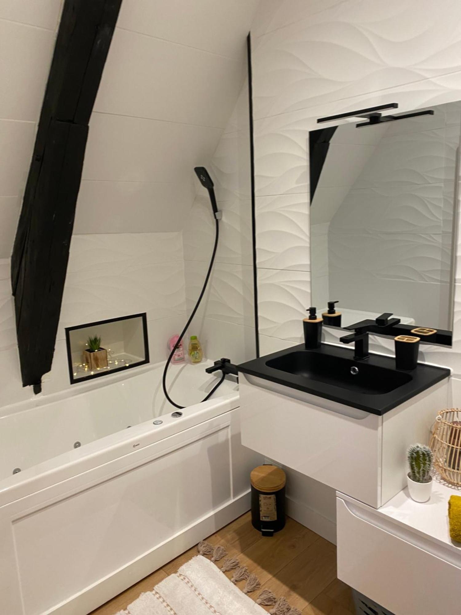 Cosy & Tendance Spa Poitiers Exterior foto
